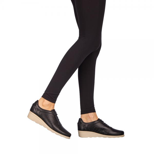 Γυναικεία παπούτσια casual φυσικό δέρμα Carmyna μαύρα, 3 - Kalapod.gr